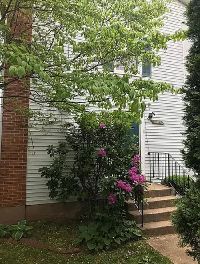 property at 3034 Hickory Grove Ct