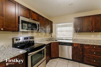 1261 NW 75th Terrace in Plantation, FL - Building Photo - Building Photo