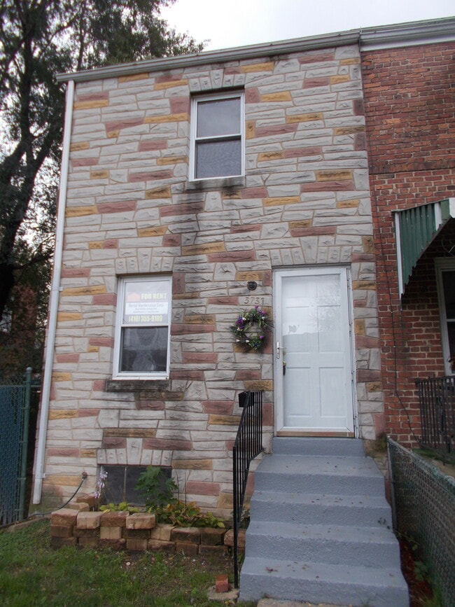 3731 Saint Margaret St in Baltimore, MD - Foto de edificio - Building Photo