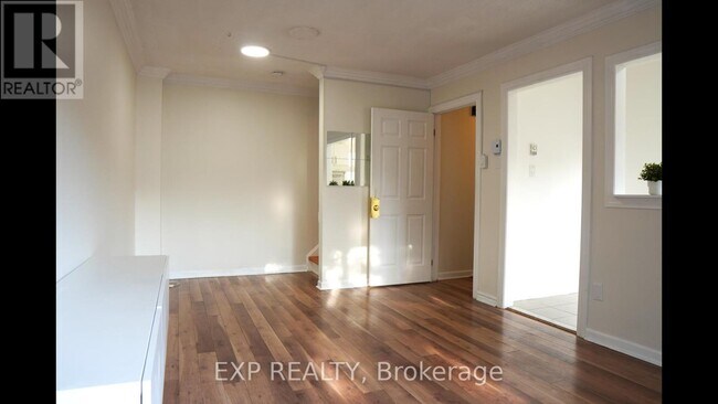 2 White Abbey Park in Toronto, ON - Building Photo - Building Photo