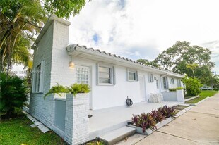 1716 N 16th Ct in Hollywood, FL - Building Photo
