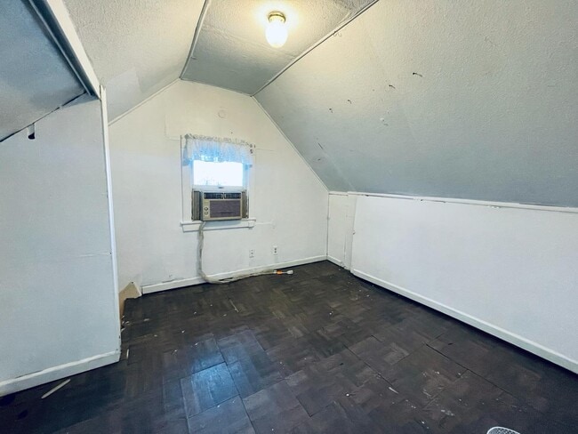 1803 Harlansburg Rd in New Castle, PA - Building Photo - Building Photo