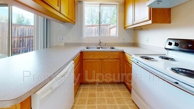 2739 Gilmore Ln in Oroville, CA - Building Photo - Building Photo