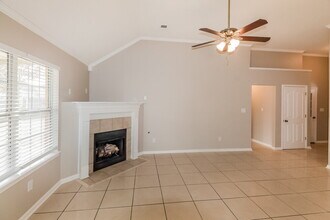 4283 Ravenwood Park W in Horn Lake, MS - Building Photo - Building Photo