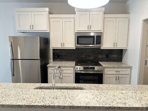 1113 N 7th St in Wolfforth, TX - Building Photo - Building Photo