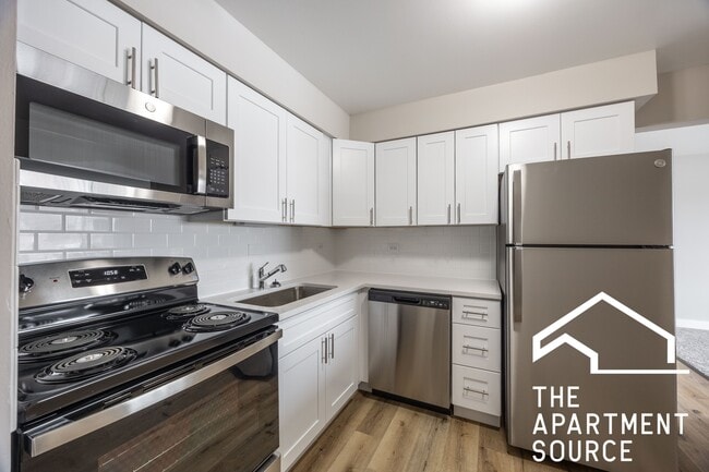 112 N Kenilworth Ave, Unit 4E