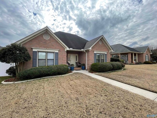 property at 2217 Yorkshire SE
