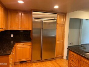 5414 Palm Dr in La Cañada Flintridge, CA - Building Photo - Building Photo