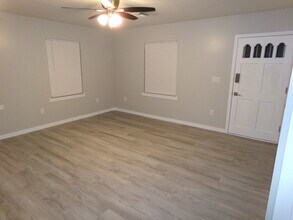 1401 E Evanston St in Park City, KS - Building Photo - Building Photo