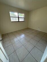 15718 Morgan St, Unit B in Clearwater, FL - Building Photo - Building Photo