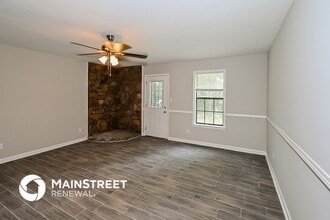 939 Valley Springs Dr in Southaven, MS - Building Photo - Building Photo