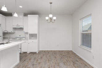 2325 N Valley Cir in La Feria, TX - Building Photo - Building Photo