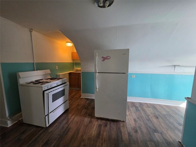 property at 155 Willow St