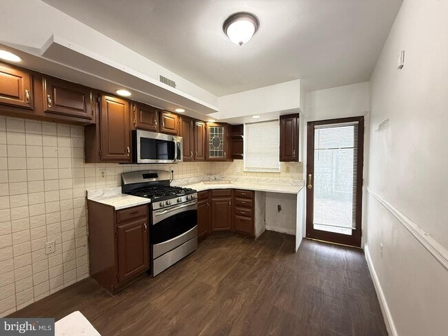 property at 2517 S Camac St