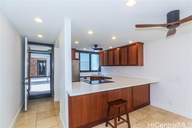 property at 333 Aoloa St