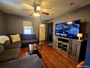 73 Woodbridge Ave in Ansonia, CT - Building Photo - Building Photo