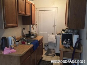 53 Fellsway W in Medford, MA - Building Photo - Building Photo