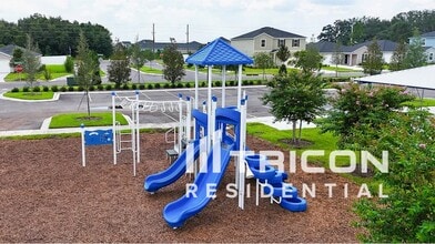 2873 Grand Finale St in Green Cove Springs, FL - Foto de edificio - Building Photo