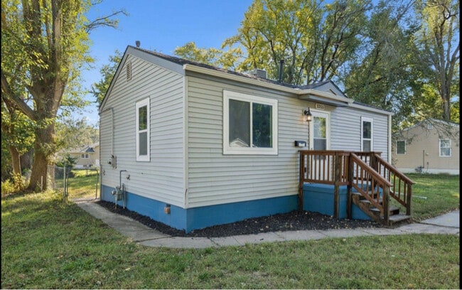 3355 N 40th Ave in Omaha, NE - Foto de edificio - Building Photo