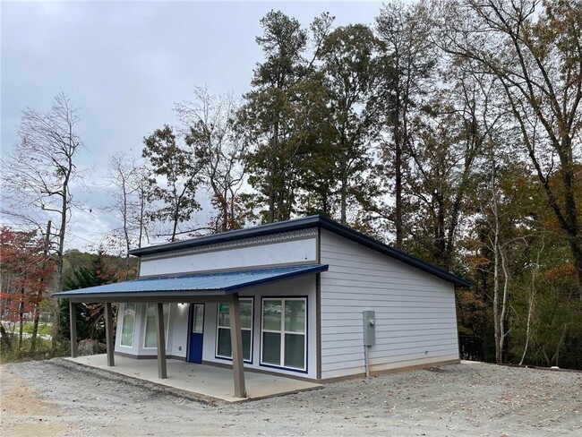 135 GA-52 in Dahlonega, GA - Building Photo - Building Photo