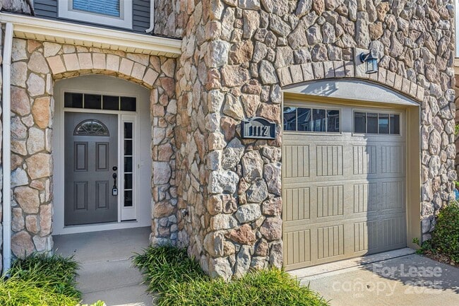 1112 Roderick Dr in Fort Mill, SC - Building Photo - Building Photo