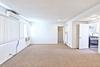 1801 Fair Oaks Ave in South Pasadena, CA - Foto de edificio - Building Photo