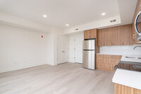 Wharton Flats in Philadelphia, PA - Building Photo - Interior Photo