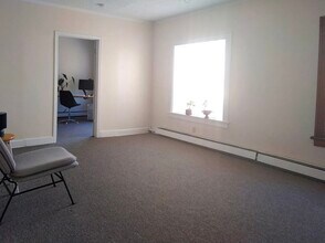 15301 Waterloo Rd in Cleveland, OH - Building Photo - Building Photo