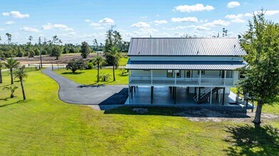 7211 Bay Crest Rd in Southport, FL - Building Photo - Building Photo