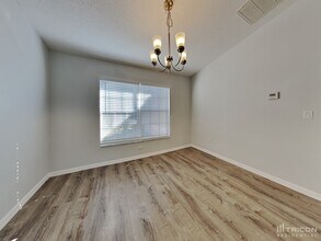 12285 Villa Rd in Spring Hill, FL - Building Photo - Building Photo