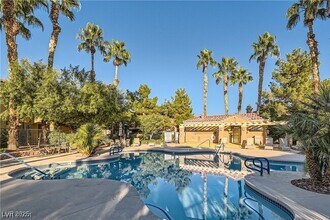 7250 Diamond Canyon Ln in Las Vegas, NV - Building Photo - Building Photo