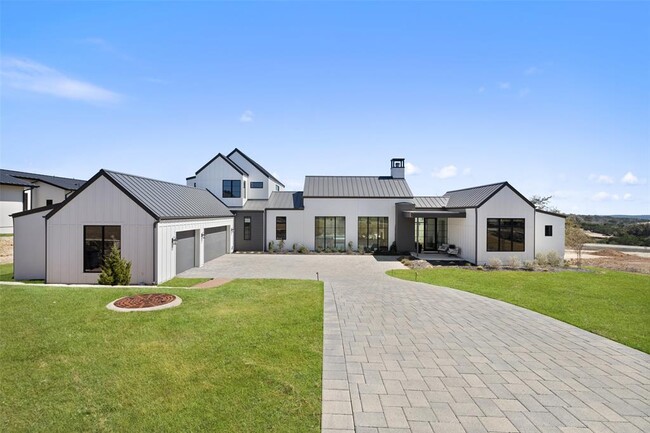 property at 5805 Twin Peaks Trce