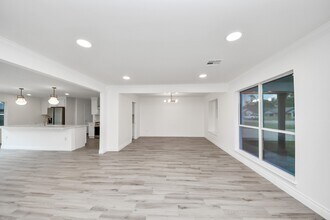 10227 Metronome Dr in Houston, TX - Building Photo - Building Photo