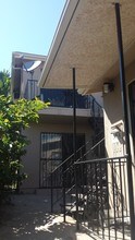 1347 N Alvarado St, Unit #A in Los Angeles, CA - Foto de edificio - Building Photo