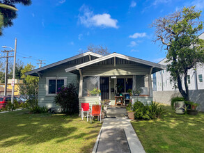 421 S Eucalyptus Ave in Inglewood, CA - Building Photo - Building Photo