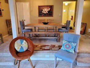10309 Emerald Rock Dr in Oakton, VA - Building Photo - Building Photo