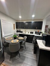 7582 Apache Trail in Yucca Valley, CA - Building Photo - Building Photo
