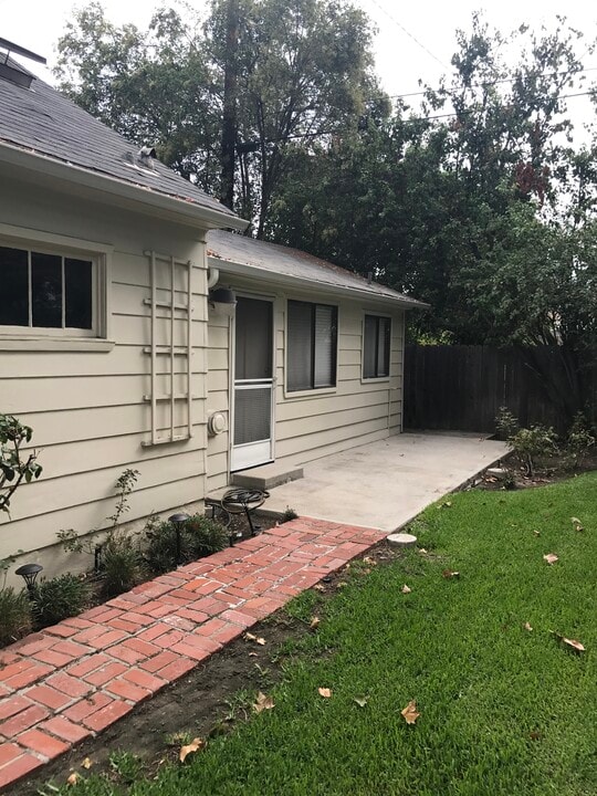 5332 Norwich Ave in Sherman Oaks, CA - Building Photo