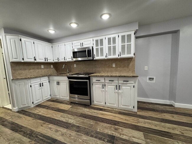 102 Old Bergen Rd in Jersey City, NJ - Building Photo - Building Photo