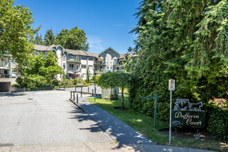 Dufferin Court in Coquitlam, BC - Building Photo - Building Photo