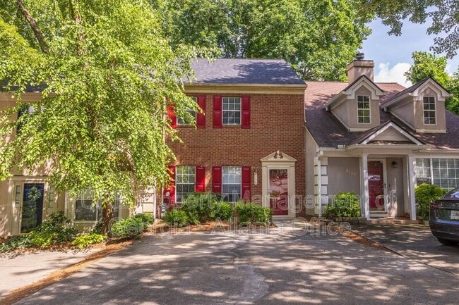property at 2190 Vinings N Ln SE