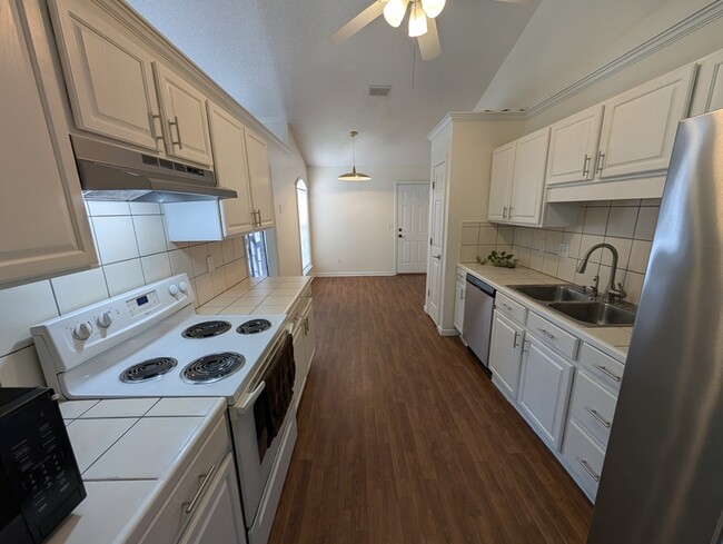 192 Sugar Plum Dr in Tallahassee, FL - Building Photo - Building Photo
