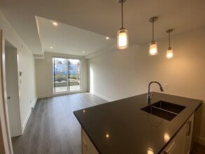 119 Haliburton St in Nanaimo, BC - Building Photo - Building Photo