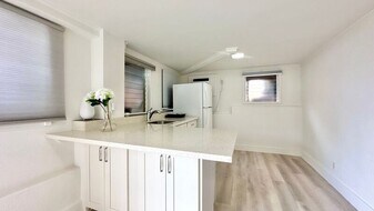 4559 Sierra Dr in Honolulu, HI - Building Photo