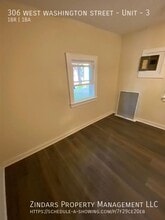 306 W Washington St in Champaign, IL - Building Photo - Building Photo