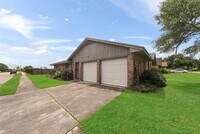 9750 Guest St photo'