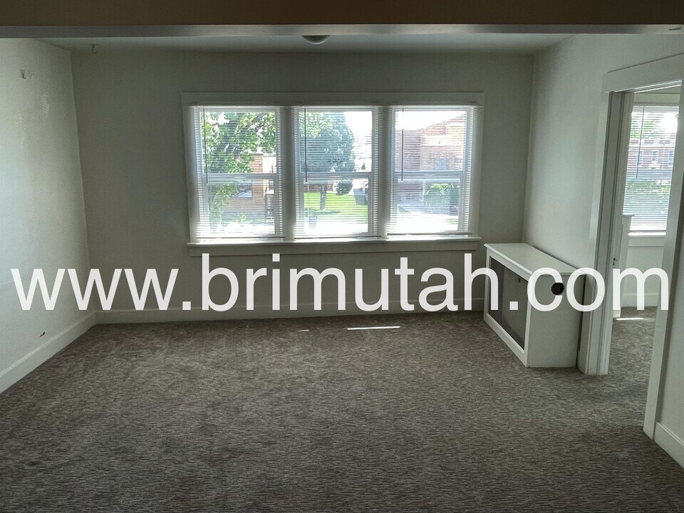 684 W Center St in Midvale, UT - Building Photo