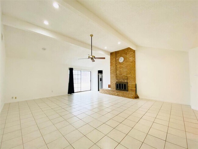 16118 Pasadero Dr in Houston, TX - Building Photo - Building Photo
