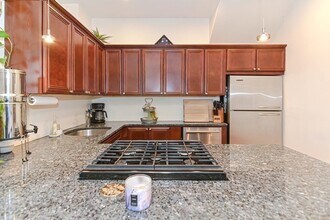 176 Hillside St in Boston, MA - Building Photo - Building Photo