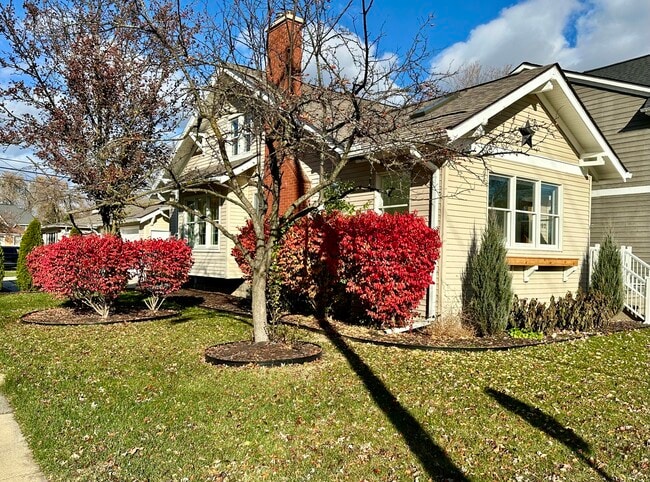 992 Palmer in Plymouth, MI - Building Photo - Building Photo